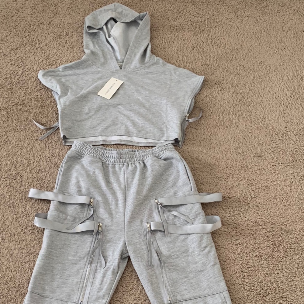 Hot and delicious jumpsuit with hoodie crop top
